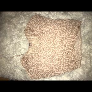 Leopard top